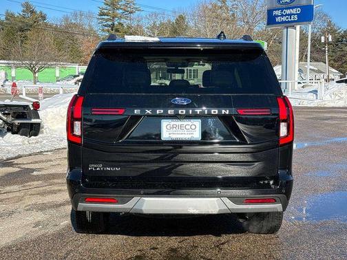 2025 Ford Expedition Platinum