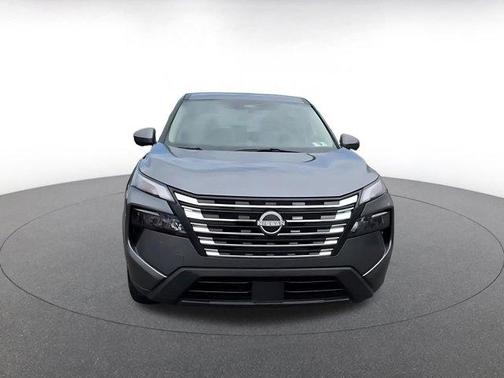 Gun Metallic 2025 Nissan Rogue SV