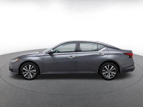 Gun Metallic 2025 Nissan Altima SV