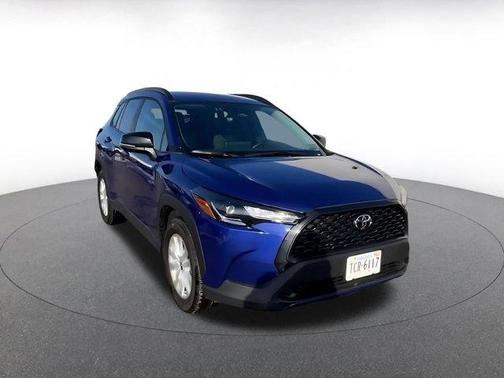 2025 Toyota Corolla Cross LE