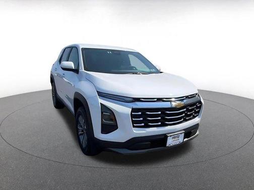 Summit White 2025 Chevrolet Equinox LT