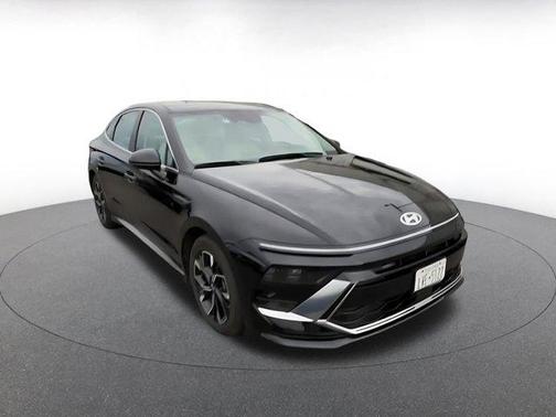 Black 2025 Hyundai SONATA SEL