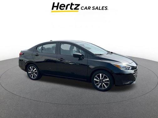 Black 2025 Nissan Versa 1.6 SV