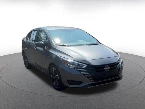 2024 Nissan Versa 1.6 SR