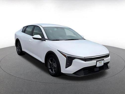 Snow White Pearl 2025 Kia K4