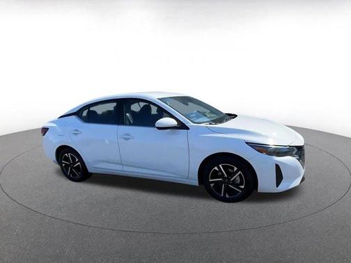 Cloud White 2025 Nissan Sentra SV