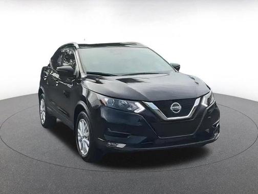 2022 Nissan Rogue Sport SV
