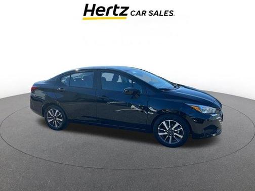 Black 2025 Nissan Versa 1.6 SV