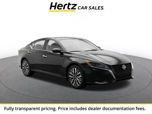 Black 2025 Nissan Altima SV