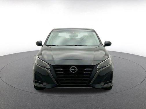 Black 2025 Nissan Altima SV