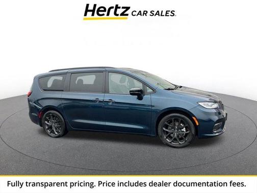 Fathom Blue Pearlcoat 2025 Chrysler Pacifica Limited