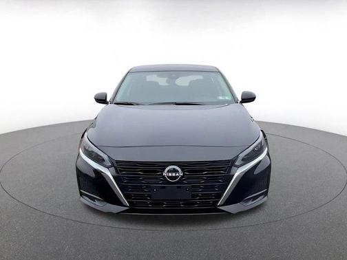 Black 2025 Nissan Altima SV