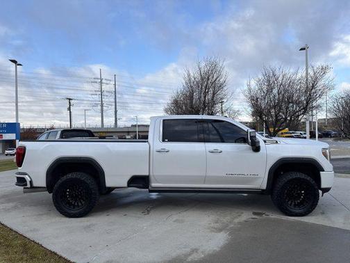 2023 GMC Sierra 3500 Denali