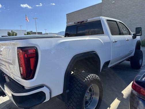 2021 GMC Sierra 2500 Denali