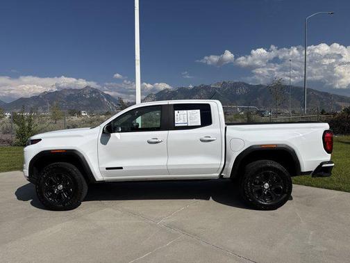 2024 GMC Canyon Elevation