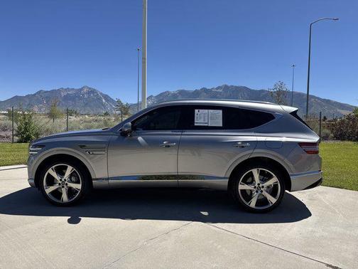 2023 Genesis GV80 2.5T