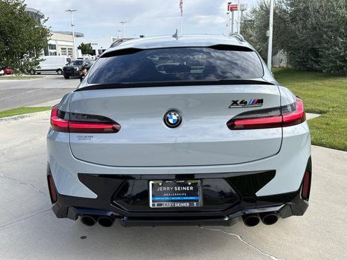2022 BMW X4 M AWD