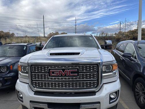 2019 GMC Sierra 3500 Denali