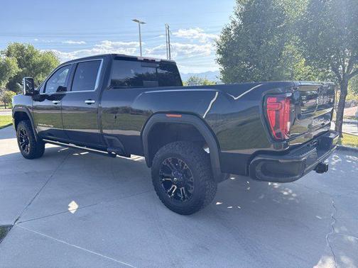 2022 GMC Sierra 3500 Denali
