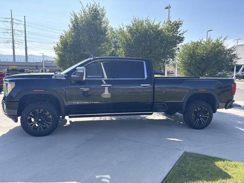 2022 GMC Sierra 3500 Denali