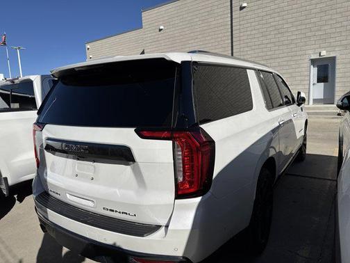 2023 GMC Yukon XL Denali Ultimate
