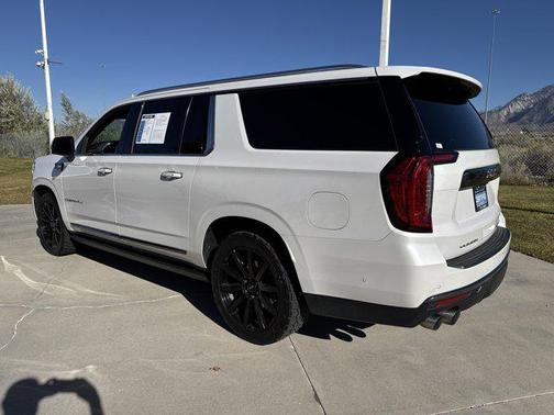 2023 GMC Yukon XL Denali Ultimate