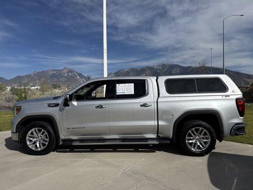 2022 GMC Sierra 1500 SLT