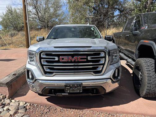 2022 GMC Sierra 1500 SLT