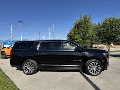 2021 GMC Yukon XL Denali