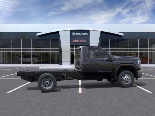 2025 GMC Sierra 3500 Base