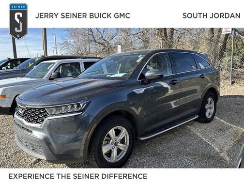 2022 Kia Sorento LX