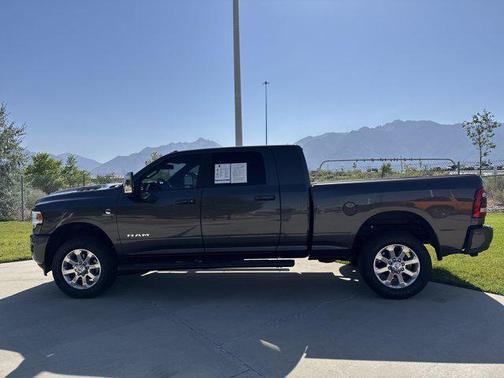 2024 RAM 2500 Laramie Crew Cab 4x4 6'4' Box