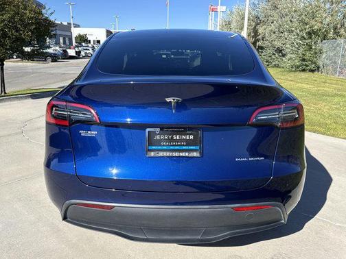 2023 Tesla Model Y Long Range Dual Motor All-Wheel Drive
