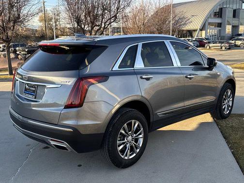 2021 Cadillac XT5 Premium Luxury