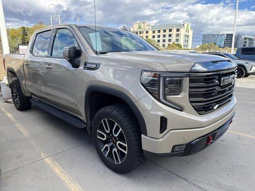 2022 GMC Sierra 1500 AT4
