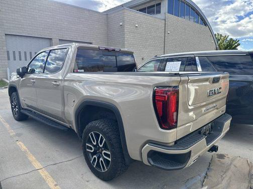 2022 GMC Sierra 1500 AT4