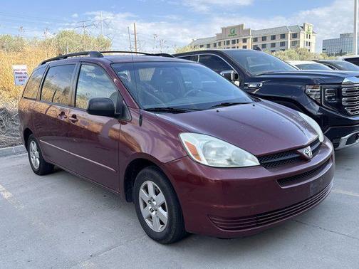 2005 Toyota Sienna LE