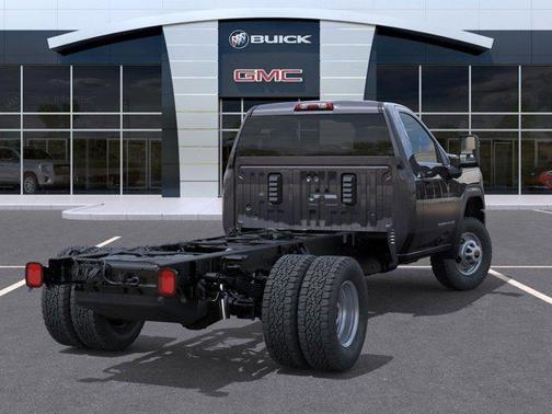 2025 GMC Sierra 3500 Base