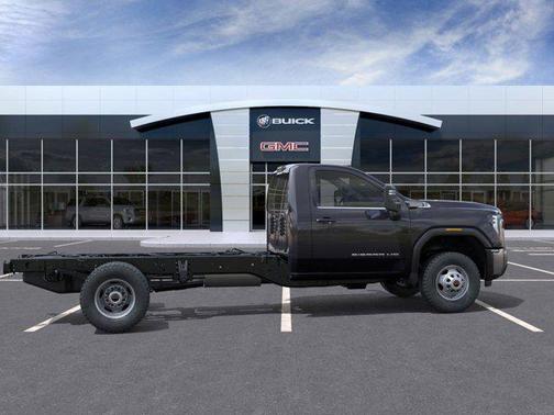 2025 GMC Sierra 3500 Base