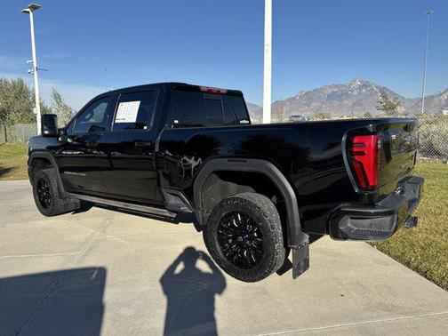 2024 GMC Sierra 3500 Denali