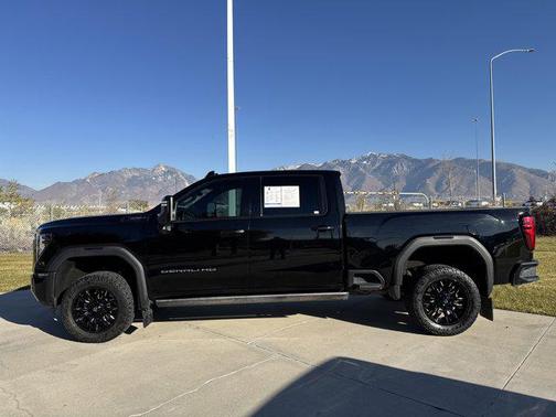 2024 GMC Sierra 3500 Denali