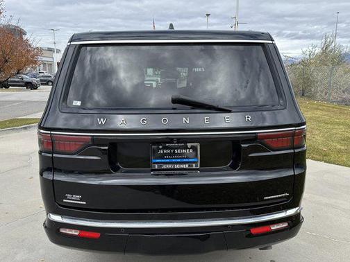 2023 Jeep Wagoneer L Series II 4x4