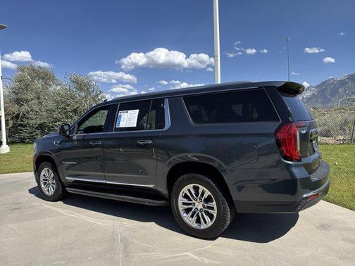 2021 GMC Yukon XL SLT