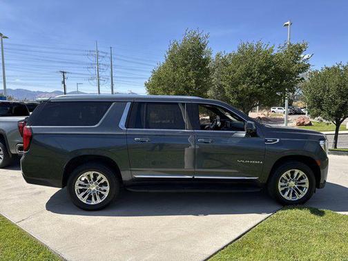 2021 GMC Yukon XL SLT