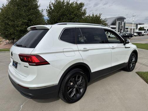 2023 Volkswagen Tiguan 2.0T SE 4MOTION