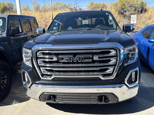 2022 GMC Sierra 1500 SLT