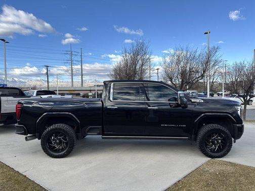 2024 GMC Sierra 3500 Denali