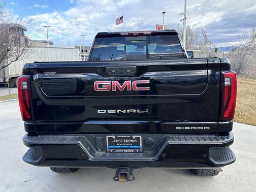2024 GMC Sierra 3500 Denali