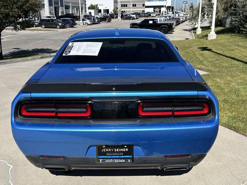 2016 Dodge Challenger R/T Scat Pack