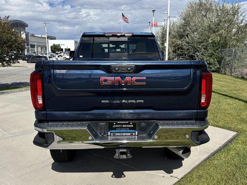 2022 GMC Sierra 3500 SLT